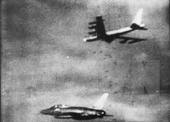 planes bombarded the sky over Hanoi